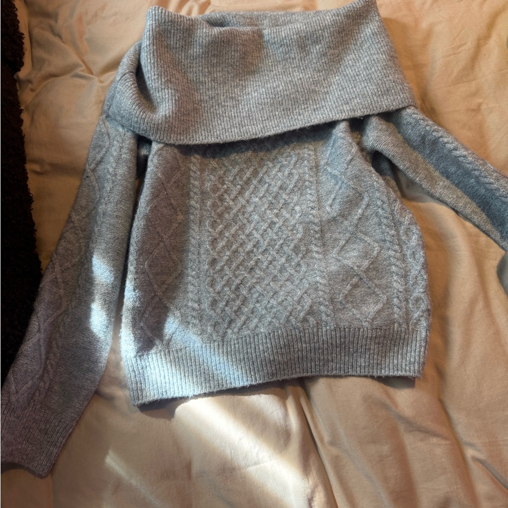 H&M Gray Off-Shoulder Women Sweater